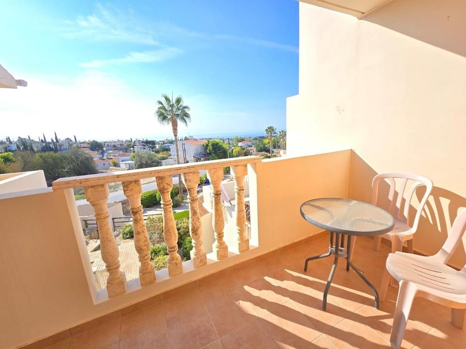 Beautiful Townhouse in Peyia Paradise House in Peyia