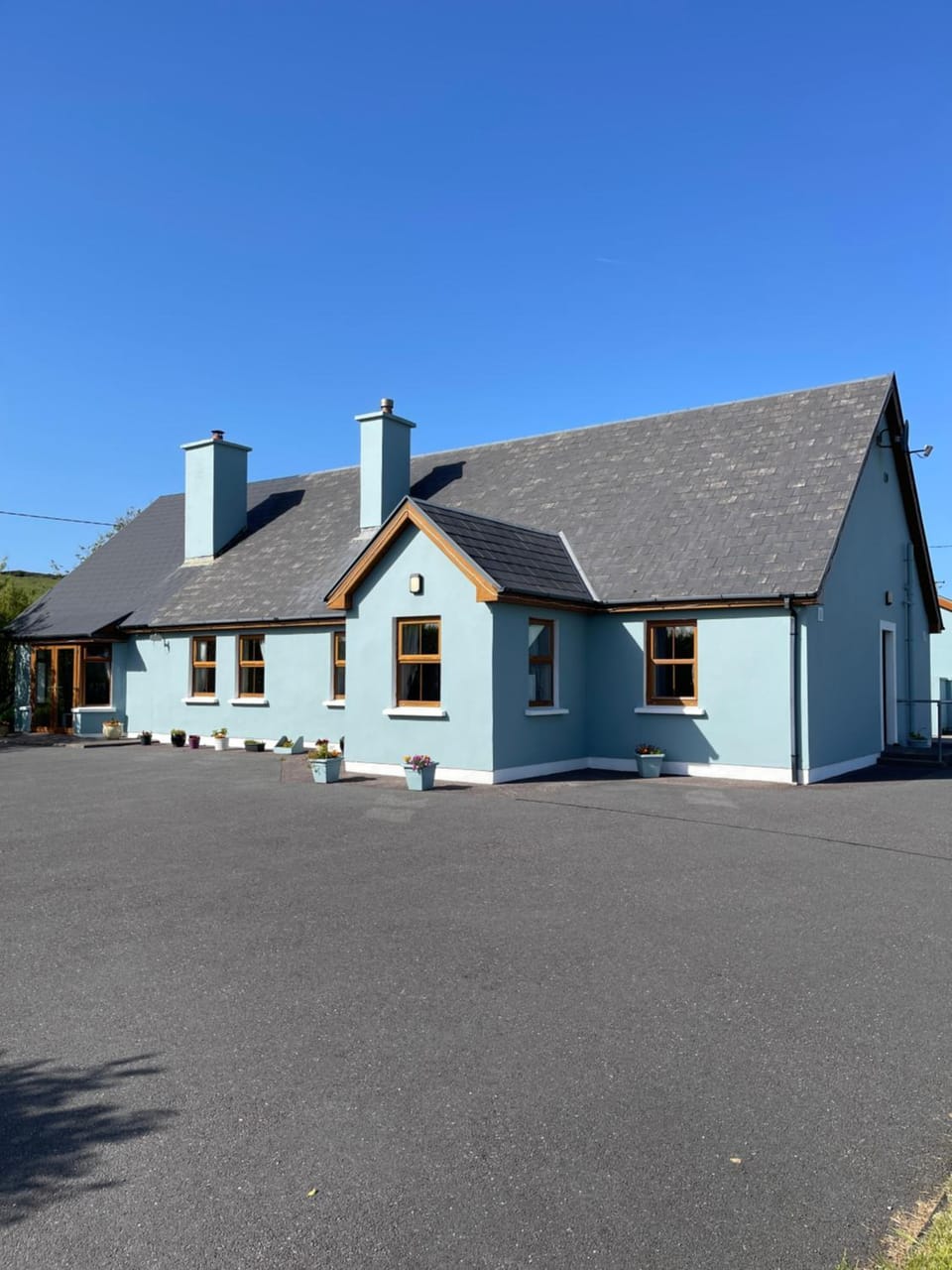 Tinnies Guest House V23HY11 - 2 minutes to Portmagee Bed and Breakfast in County Kerry