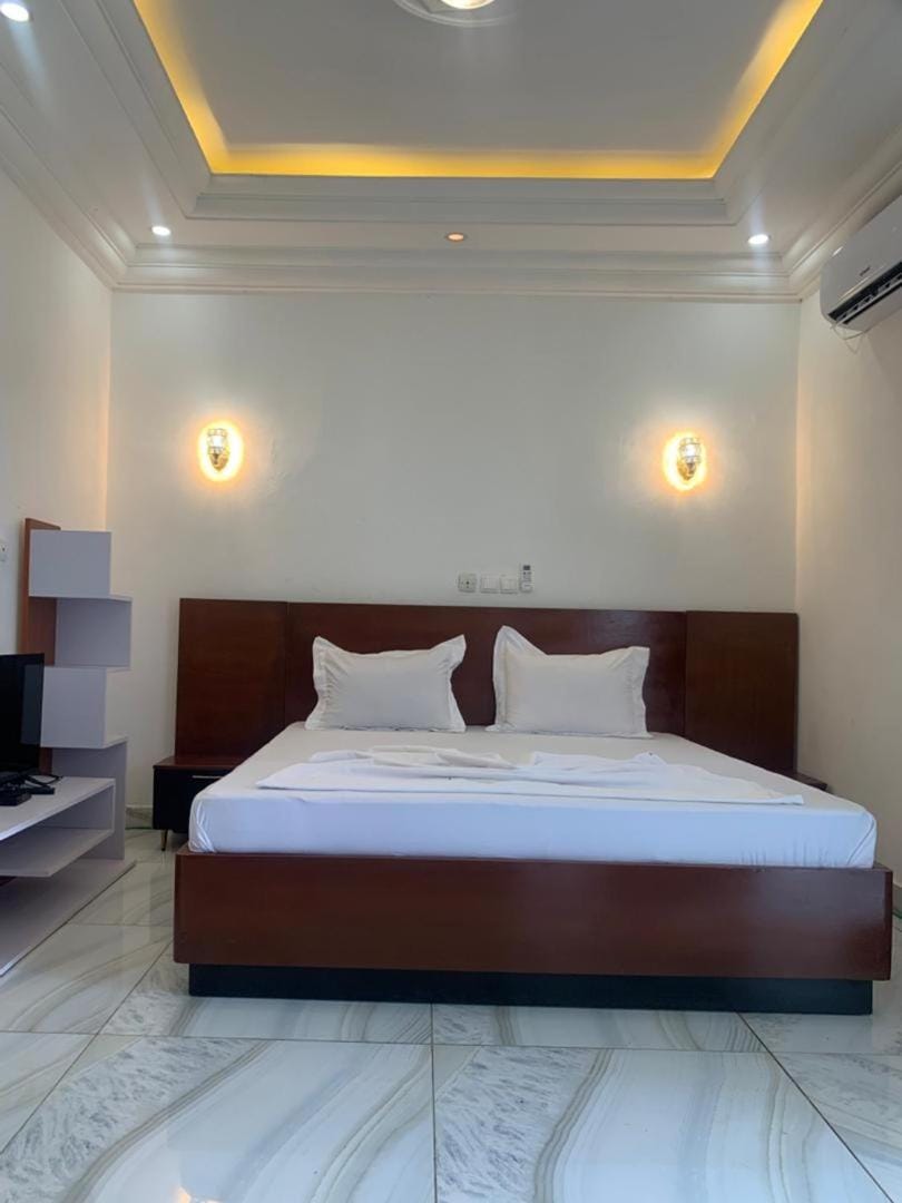 Refuge Des Princes Hotel in Douala