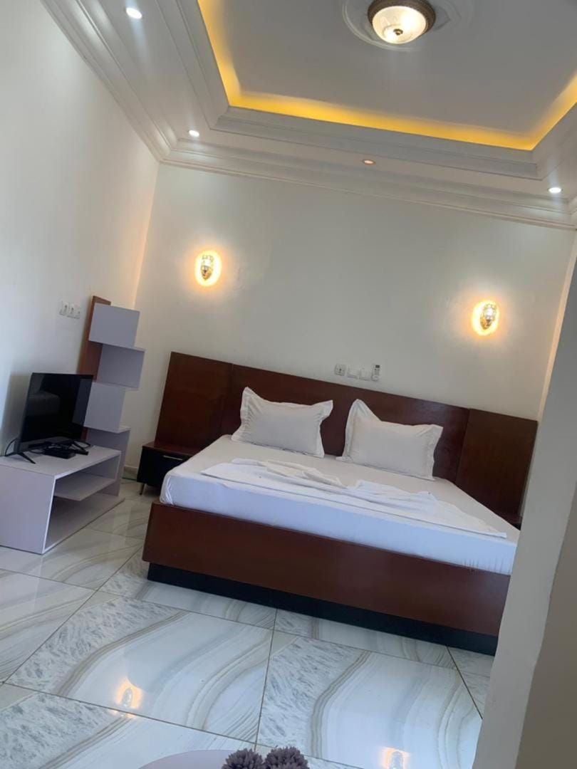 Refuge Des Princes Hotel in Douala