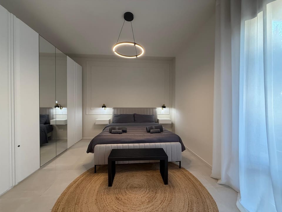 Bed, Photo of the whole room, Bedroom, wardrobe