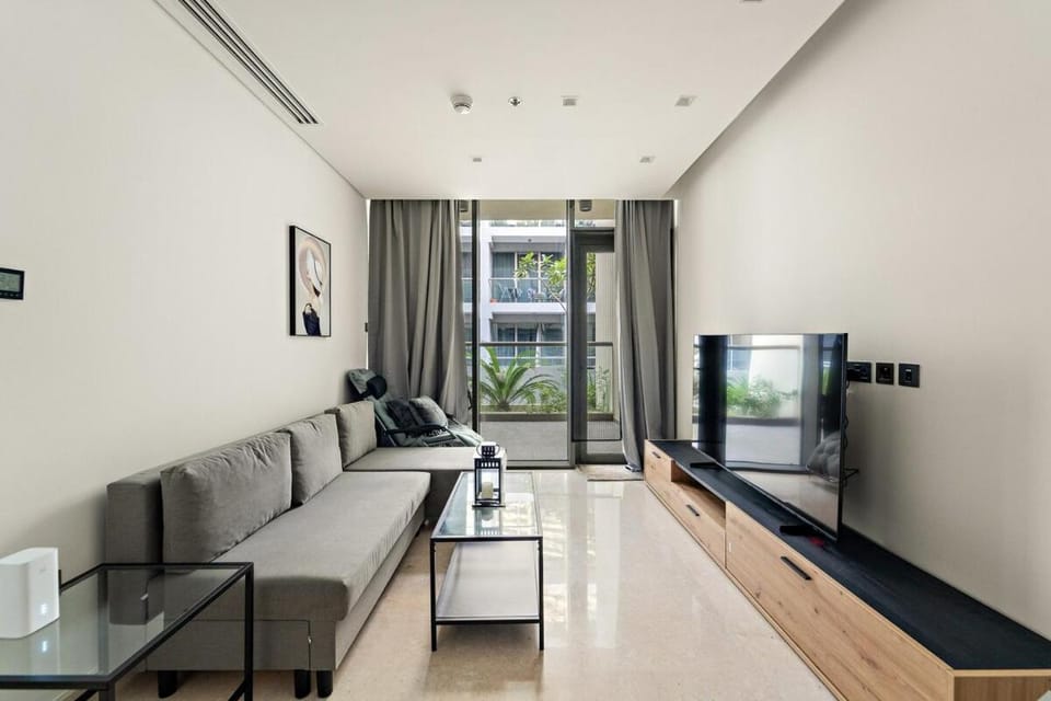 FIRST CLASS 2BR Modern Luxury Hideaway Apartment in Dubai