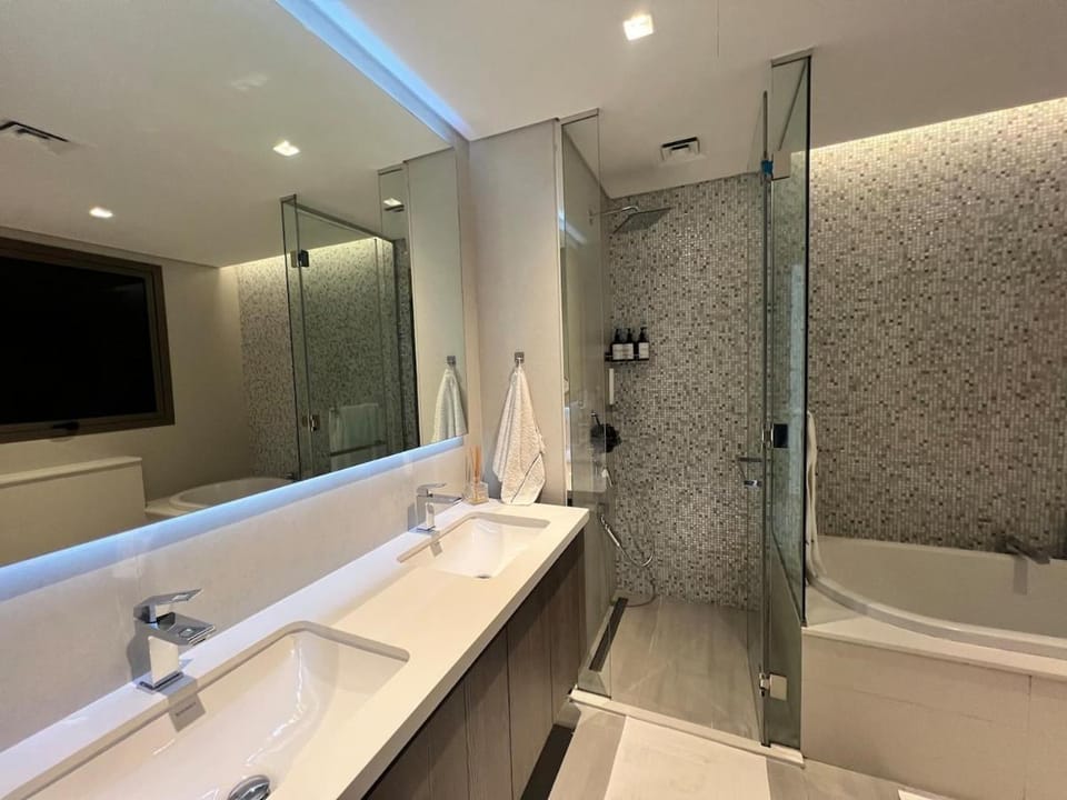 Shower, Bathroom, Bath