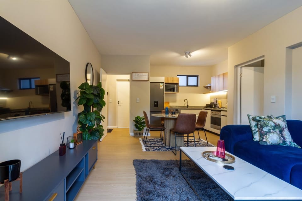 Alimama Spaces Nomthi's Akaru Apartment in Sandton