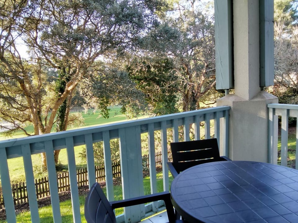 Patio, Golfcourse, Balcony/Terrace, Dining area, Garden view
