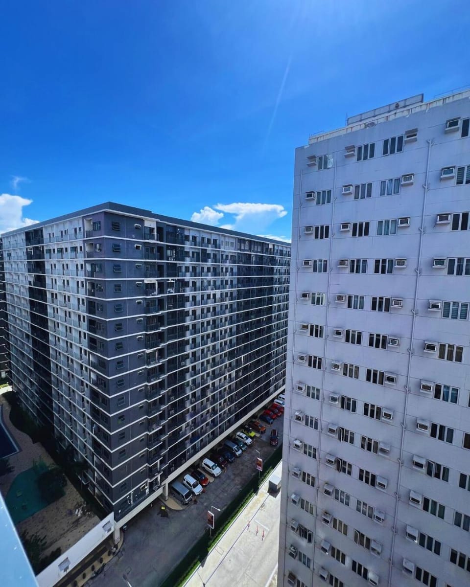 The Lumora Cove at Shore 2 Residences Apartment in Pasay