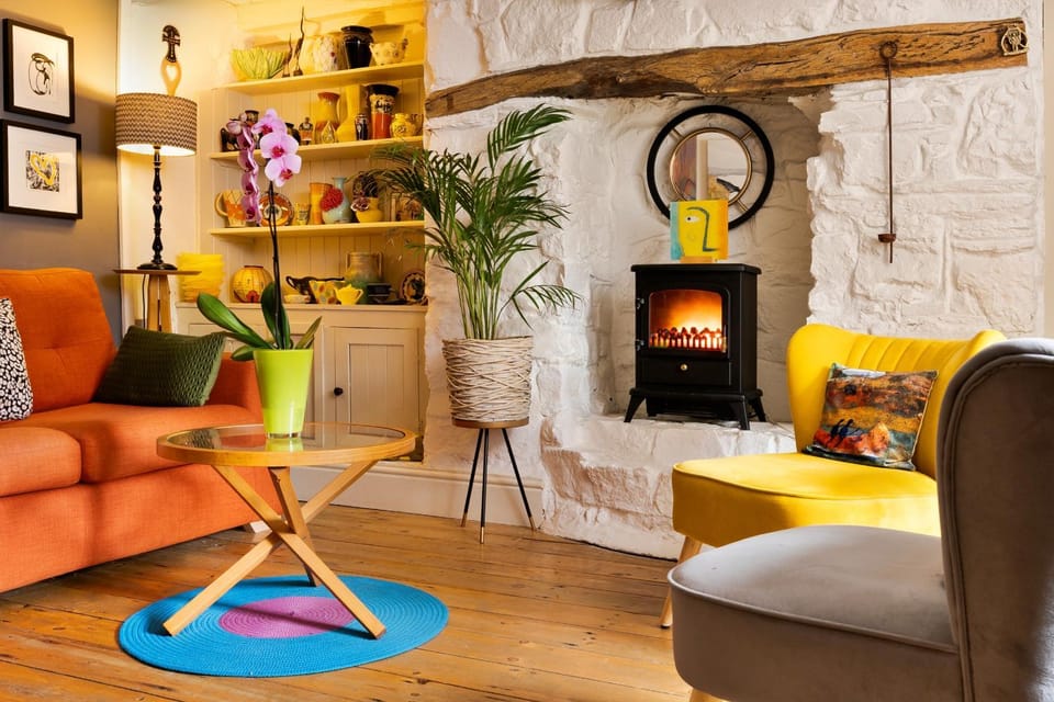 Communal lounge/ TV room, Living room