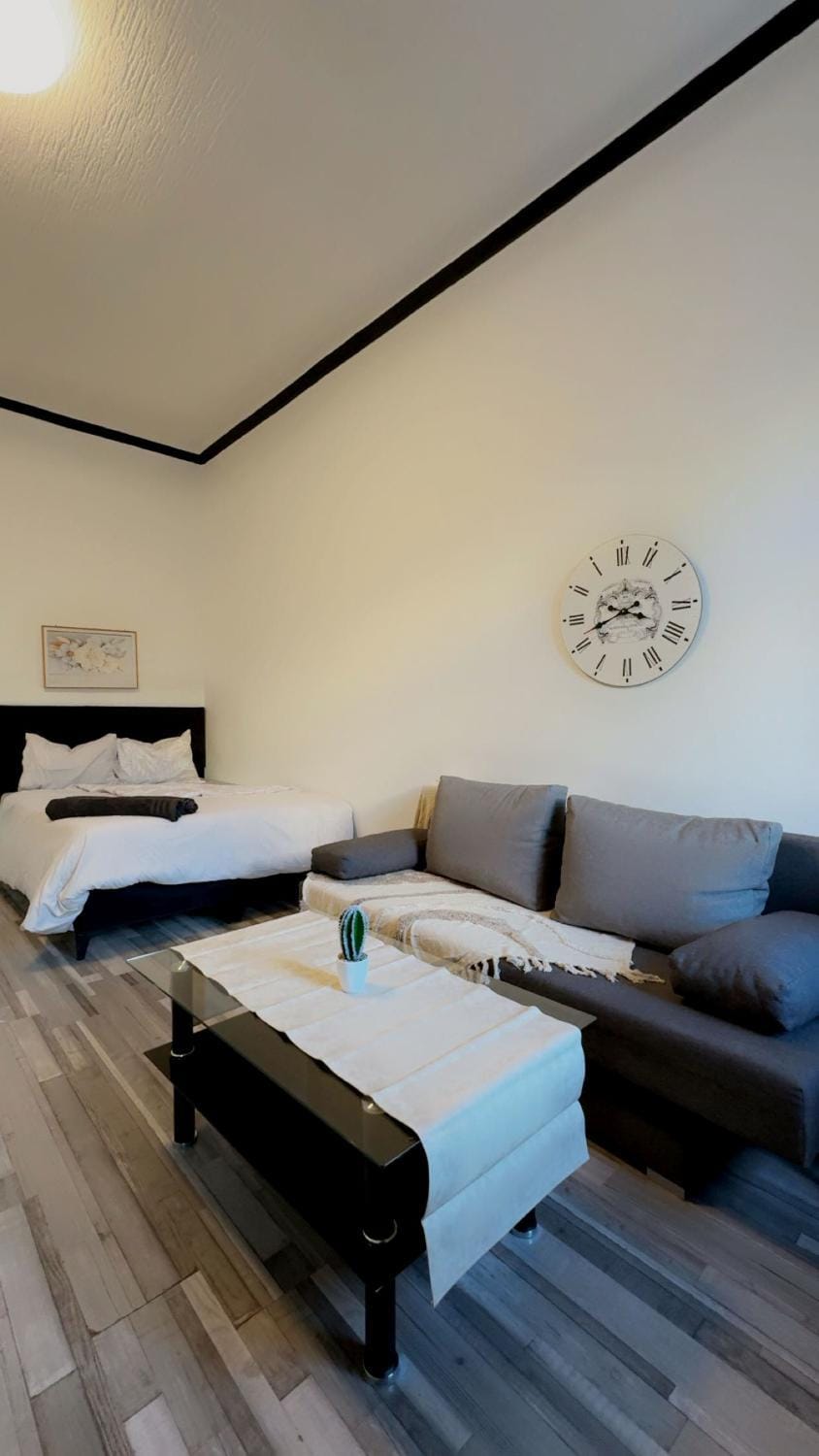Bed, Seating area, Bedroom