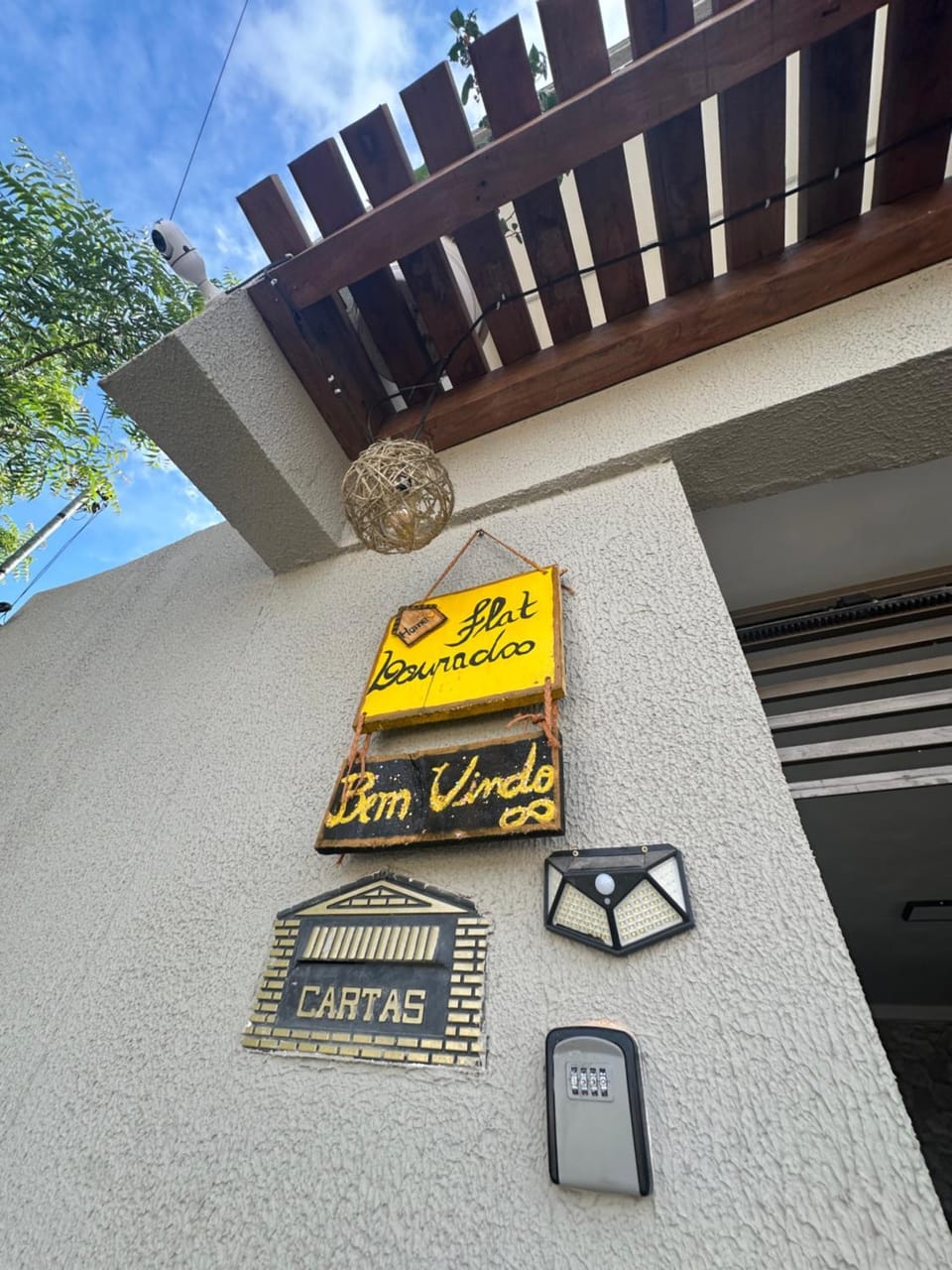 Property building, Property logo or sign, Logo/Certificate/Sign, Street view