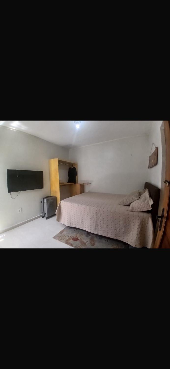 Bed, TV and multimedia, Photo of the whole room, Bedroom, wardrobe