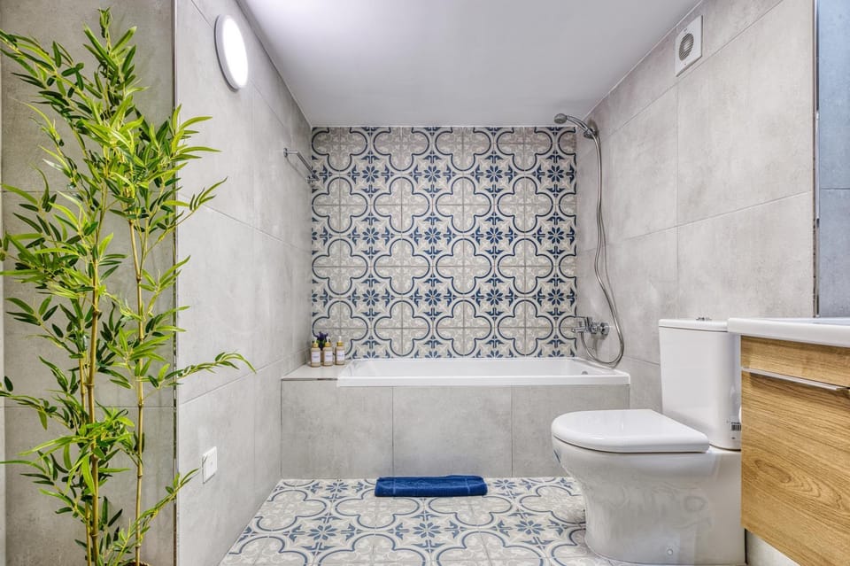 Toilet, Bathroom, Bath, towels