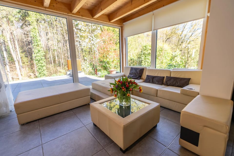 Balcony/Terrace, Living room, Seating area, Garden view
