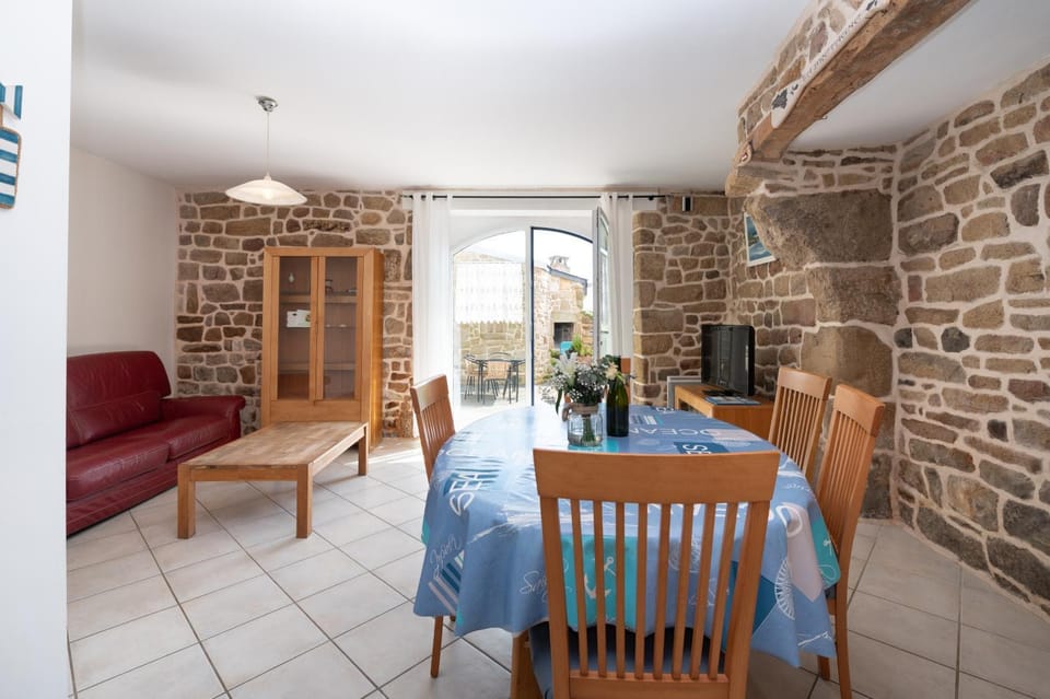 Ty Mamm Gozh 400m de la plage House in Brittany