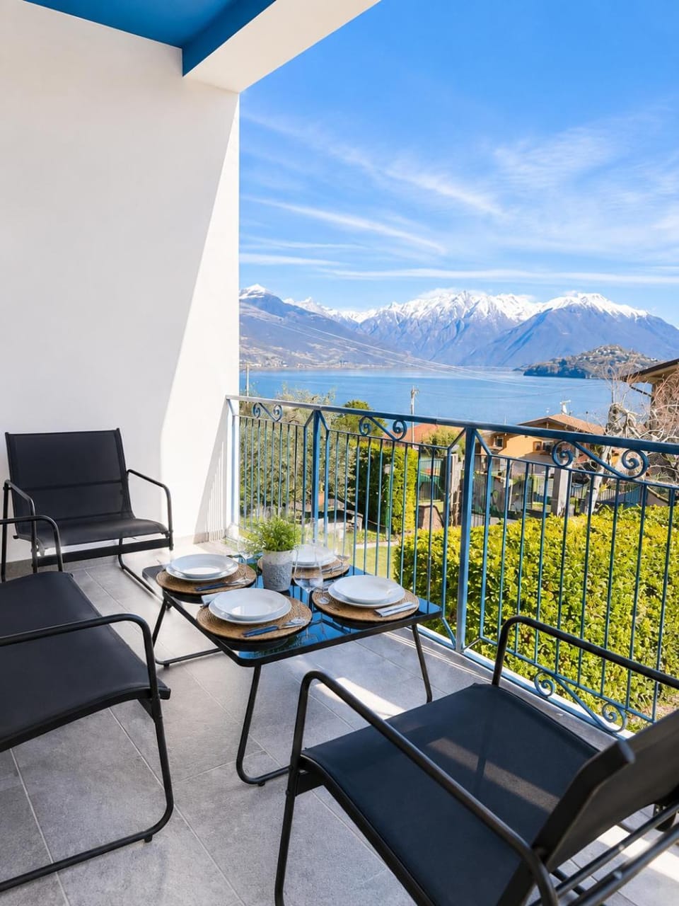 Balcony/Terrace, Lake view