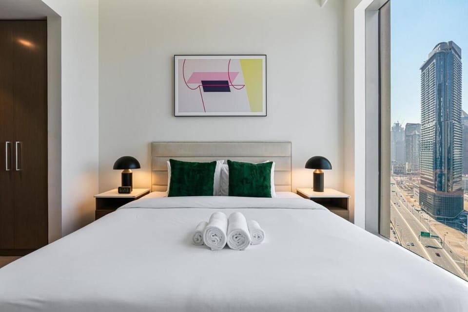 Elegant 2Bed Downtown Walk to Burj Khalifa Apartment in Dubai