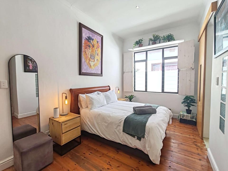 Surf House Stay Apartment in Cape Town