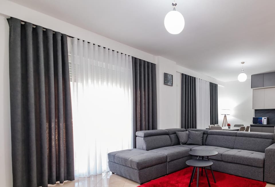 Living room, Dining area, kitchen