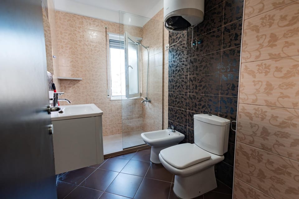 Shower, Toilet, Bathroom, bidet