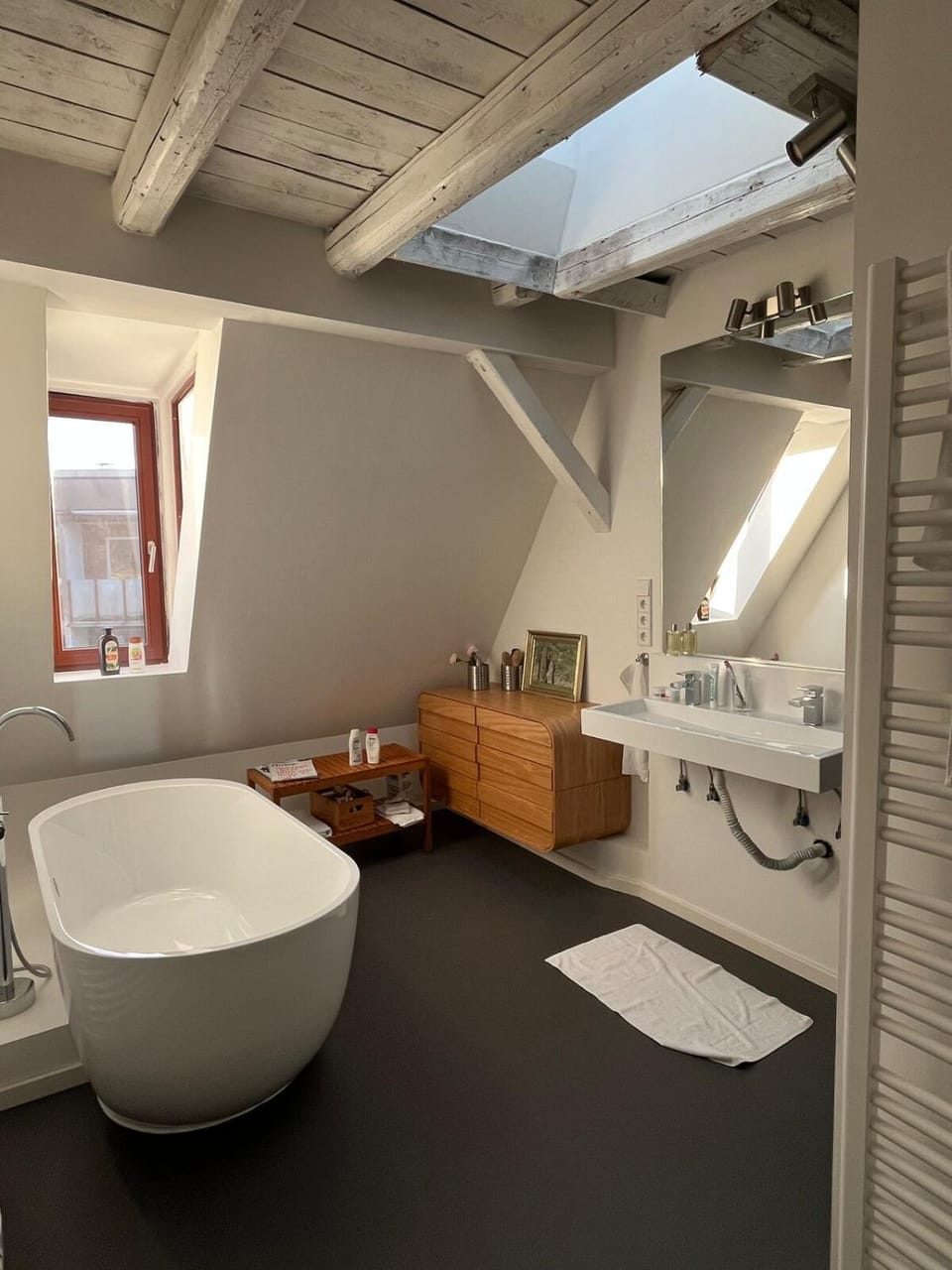 Bathroom, Bath