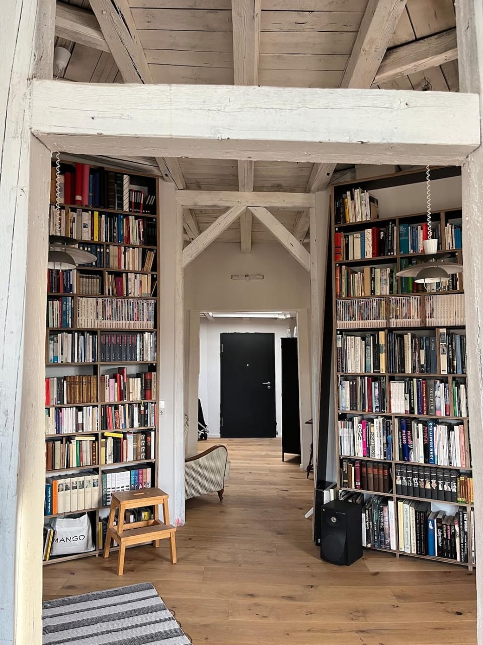 Library, Living room