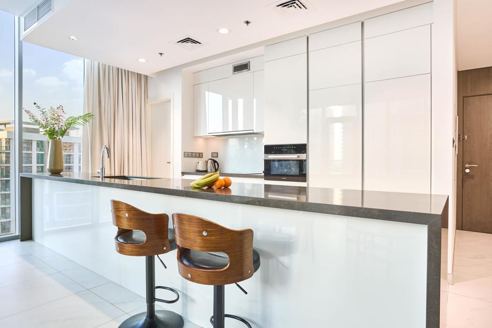 Waterfront 2BR District One Residence - Near Downtown and Lagoon Apartment in Dubai