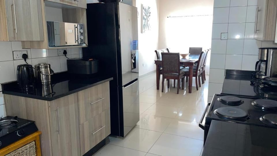 Daisy's Guest House Kariba Apartment in Zimbabwe