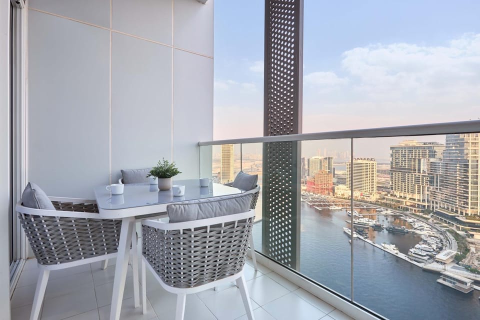 Reva Residences 1BR - Near Downtown Dubai & Canal Walk Apartment in Dubai