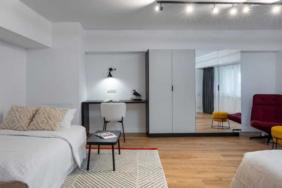 Superb Unirii Square View Large 1BR Flat - 610A Apartment in Bucharest