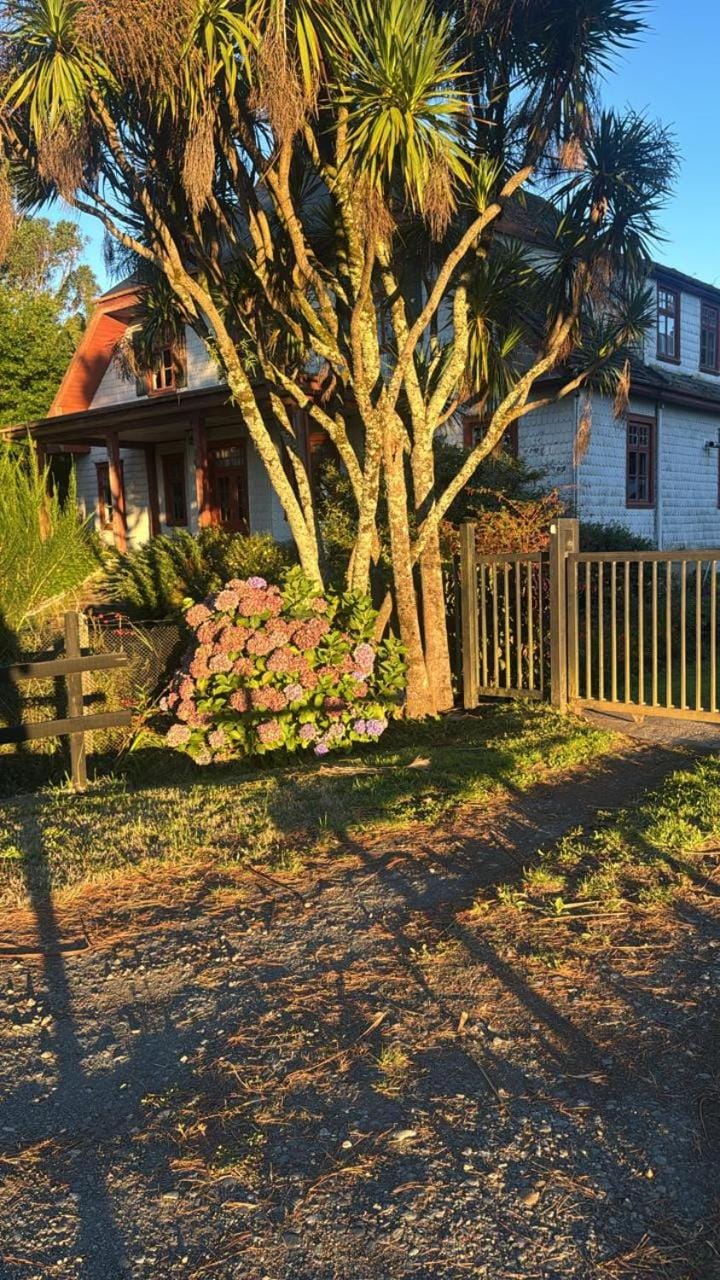 Hostal Los Riscos Bed and Breakfast in Los Lagos, Chile