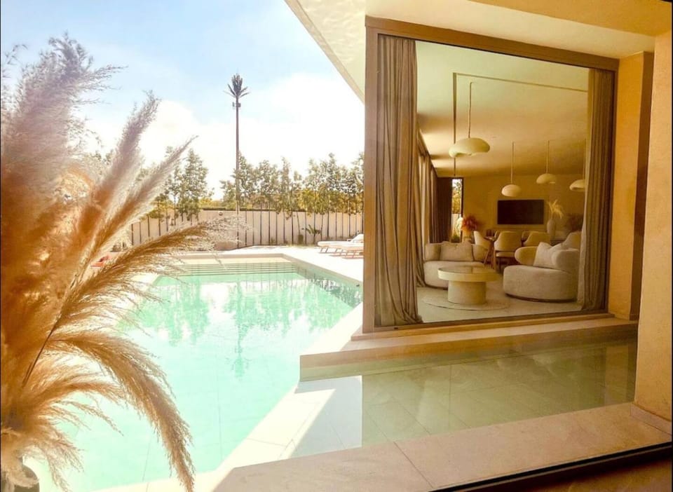 Pool view, Swimming pool