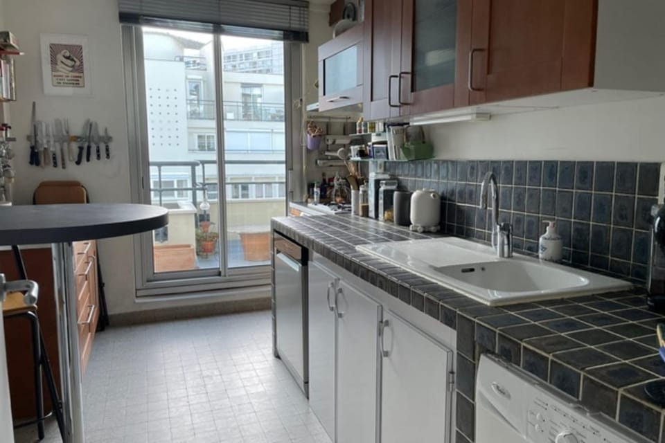 Panoramic view of Paris and Montparnasse Station Apartment in Paris