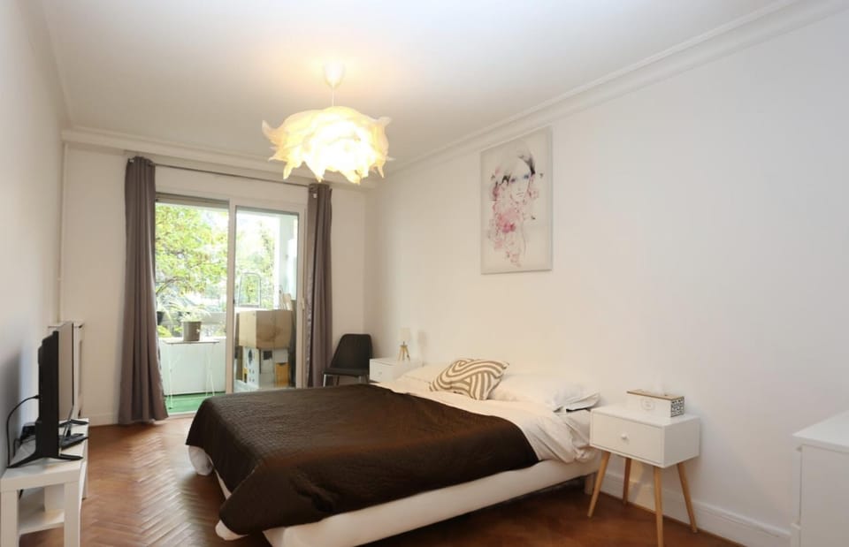 Superbe Appartements Tour Eiffel Grenelle Apartment in Paris