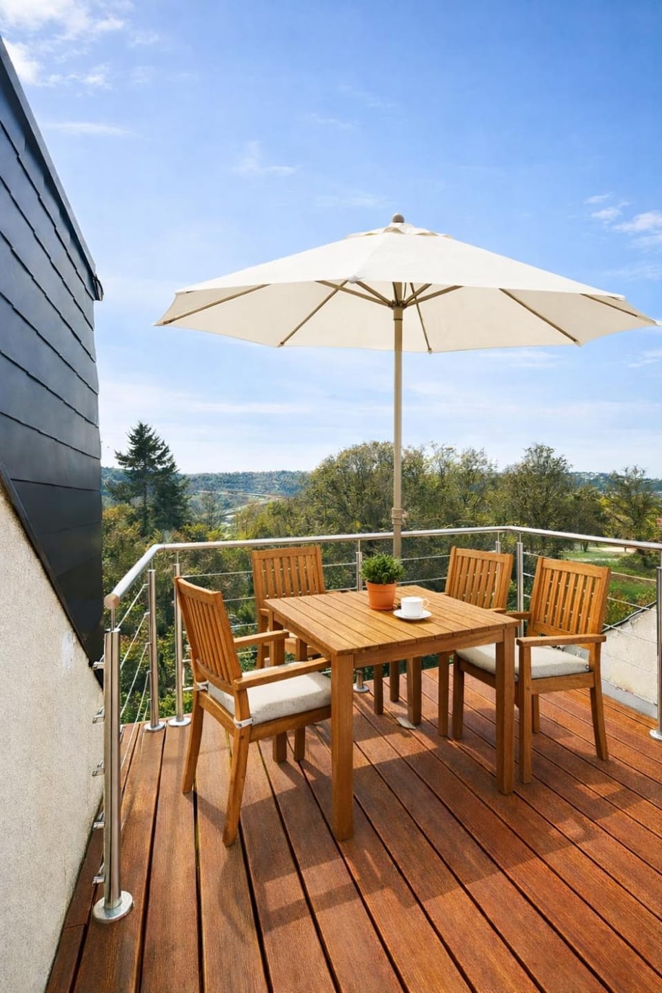 Sonnige Design-Dachwohnung mit Fernblick Apartment in Koblenz
