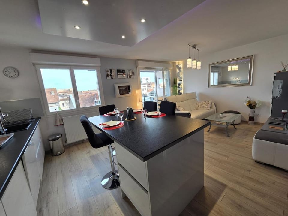 Duplex Ô Minimes Toulouse - 4 pers - Parking-Métro Apartment in Toulouse