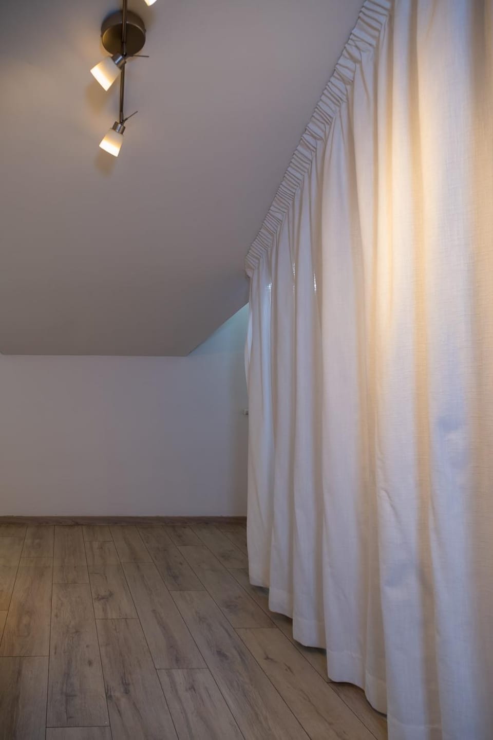 Duplex Ô Minimes Toulouse - 4 pers - Parking-Métro Apartment in Toulouse
