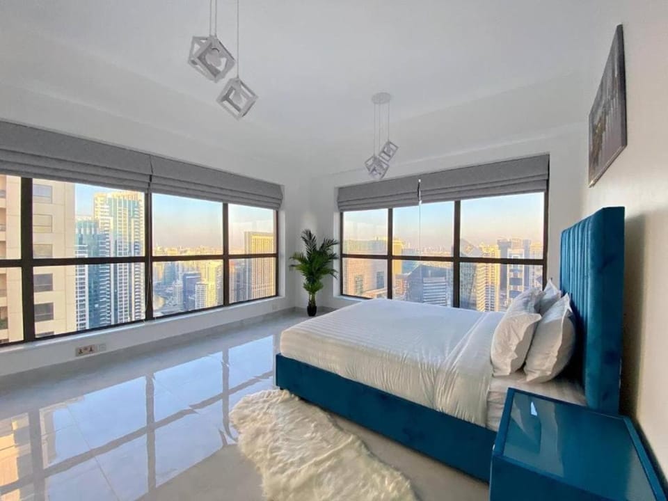 View (from property/room), Bedroom, Lake view