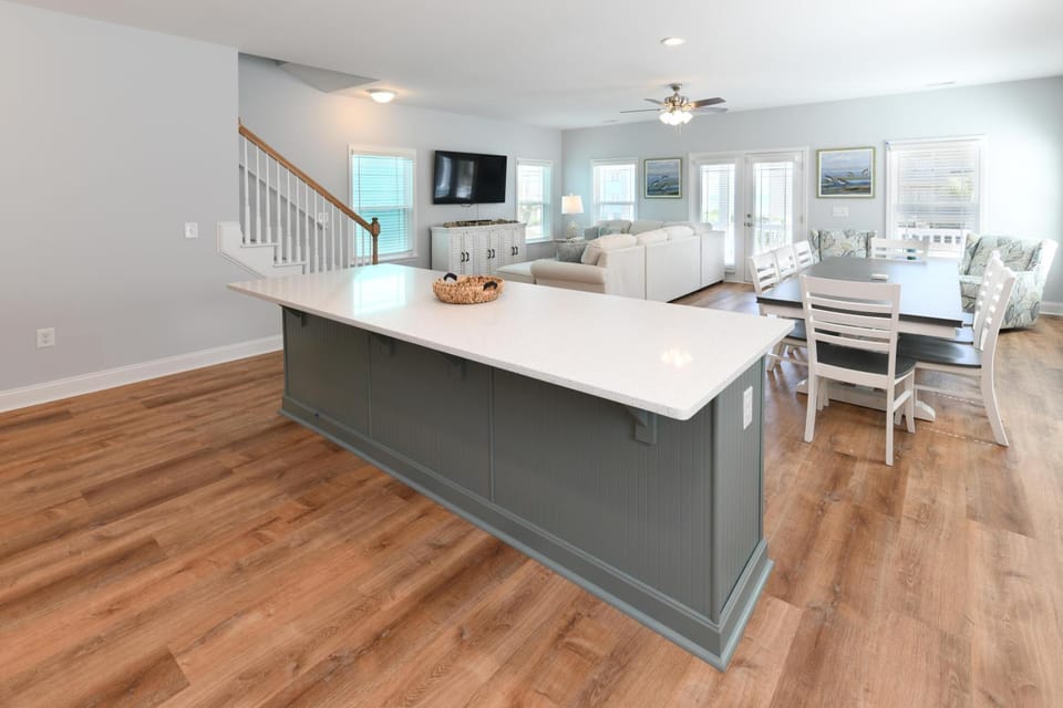 Salty Beaches House in Surfside Beach