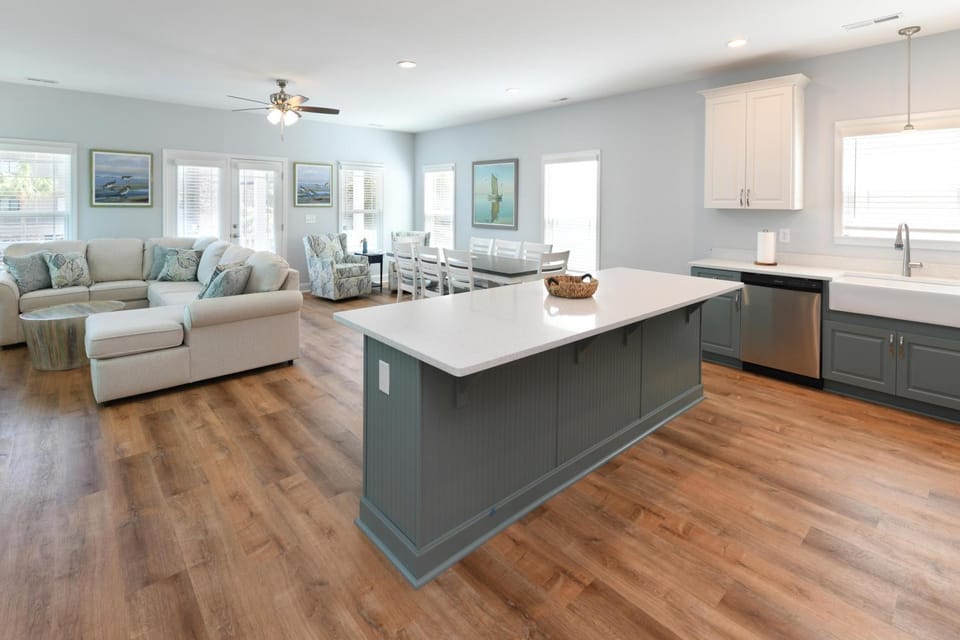 Salty Beaches House in Surfside Beach