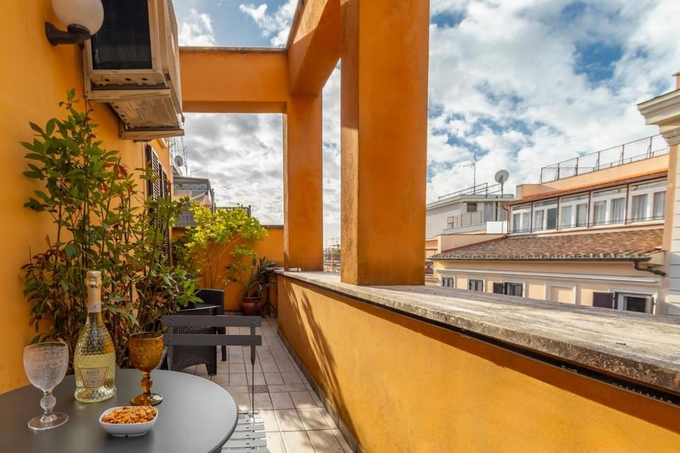 AureaLiving - Historic Jacuzzi Apartment Apartment in Rome