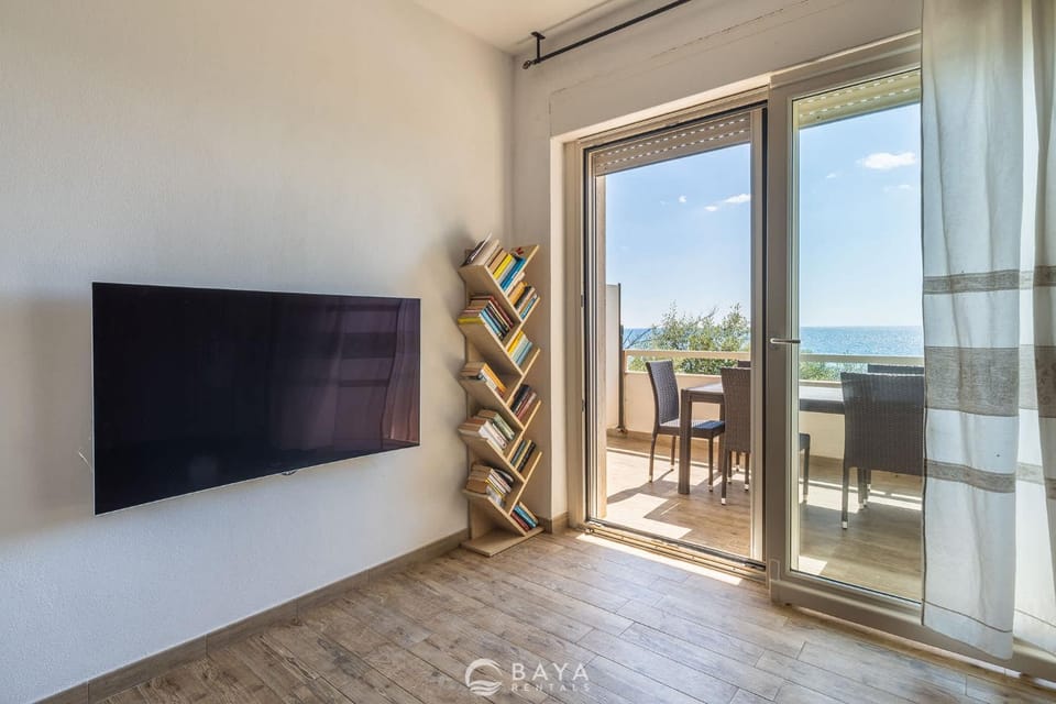 Seaside Villa Apartment with Beach Access Apartment in Quartu Sant'Elena