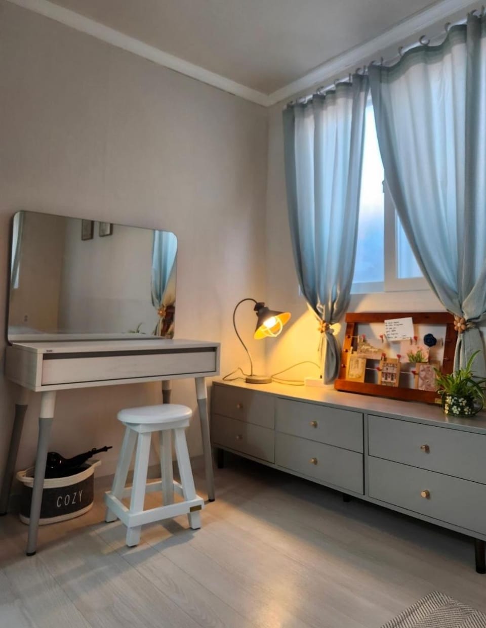 Cozy House#14 minutes on foot from Sinrim Station, 5 minutes from Seowon Station#Quiet and cozy place Apartment in Seoul