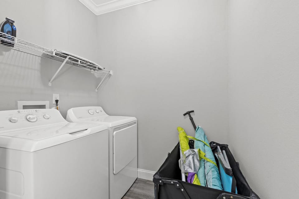 flat iron, laundry, washing machine, dryer