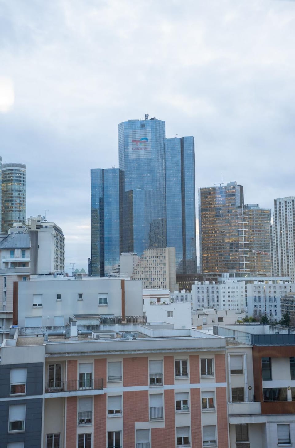 Paris View , Direct Access, Apartment 10 people Apartment in Puteaux