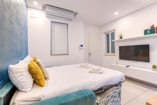 FiftyNine Studio Penthouse in Heart of Floriana Apt 5 Apartment in Malta