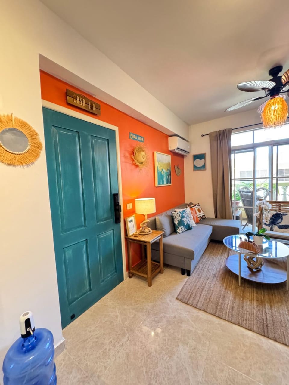 Living room, Photo of the whole room, Seating area