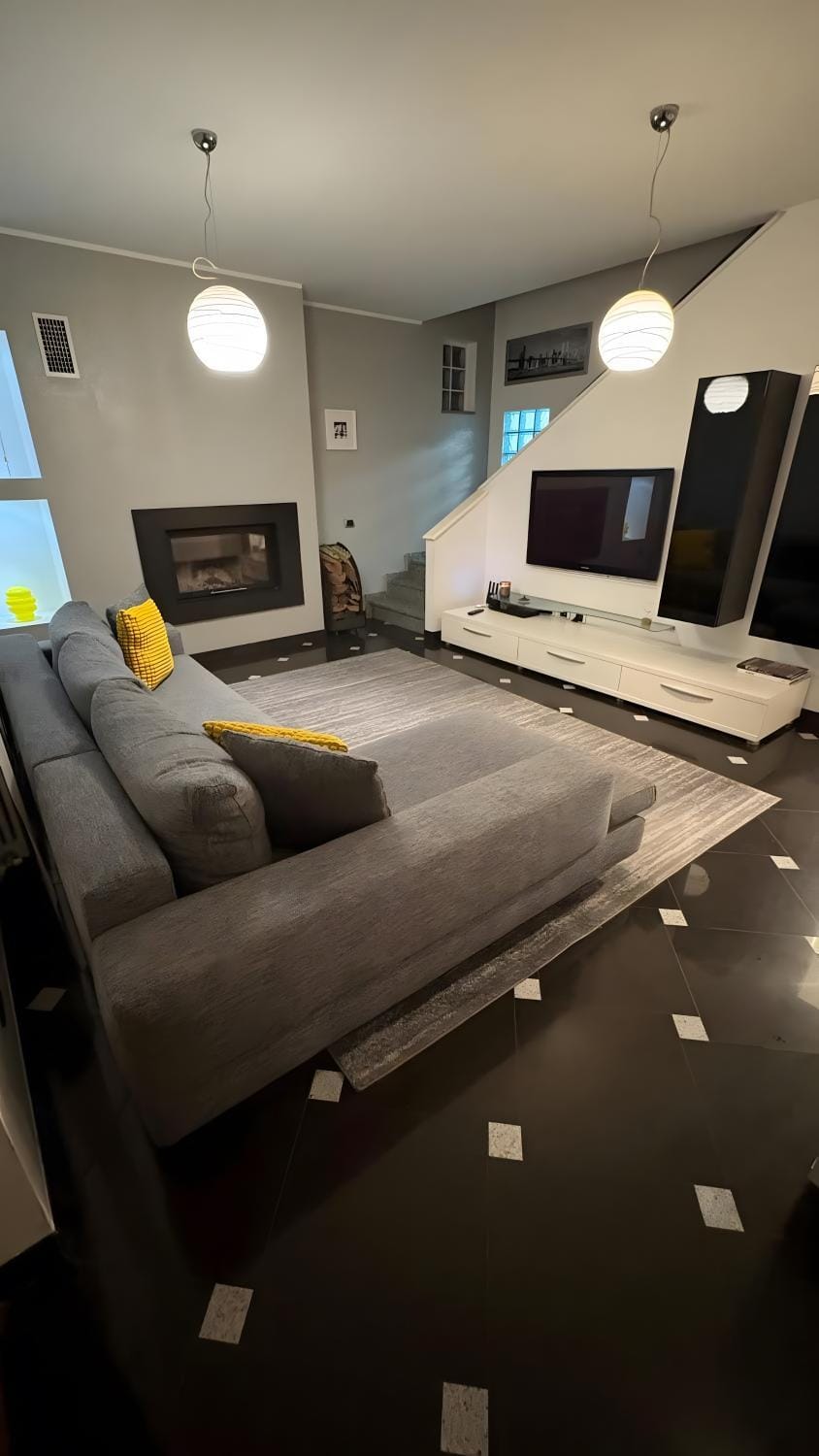 Property building, Living room