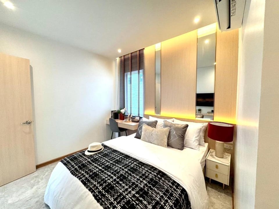 CityHouse-Brand New Private Pool Villa Walk to Beach C279 Villa in Pattaya City