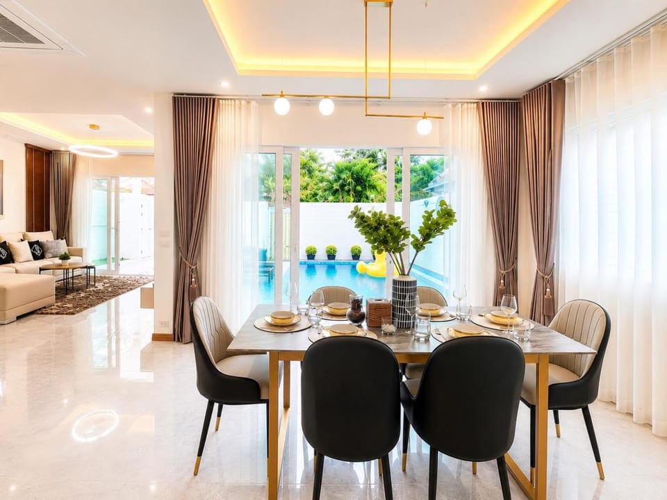CityHouse-Brand New Private Pool Villa Walk to Beach C279 Villa in Pattaya City