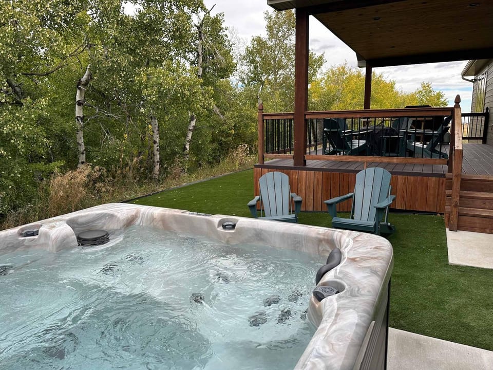 Willow Creek Hideaway House in Montana