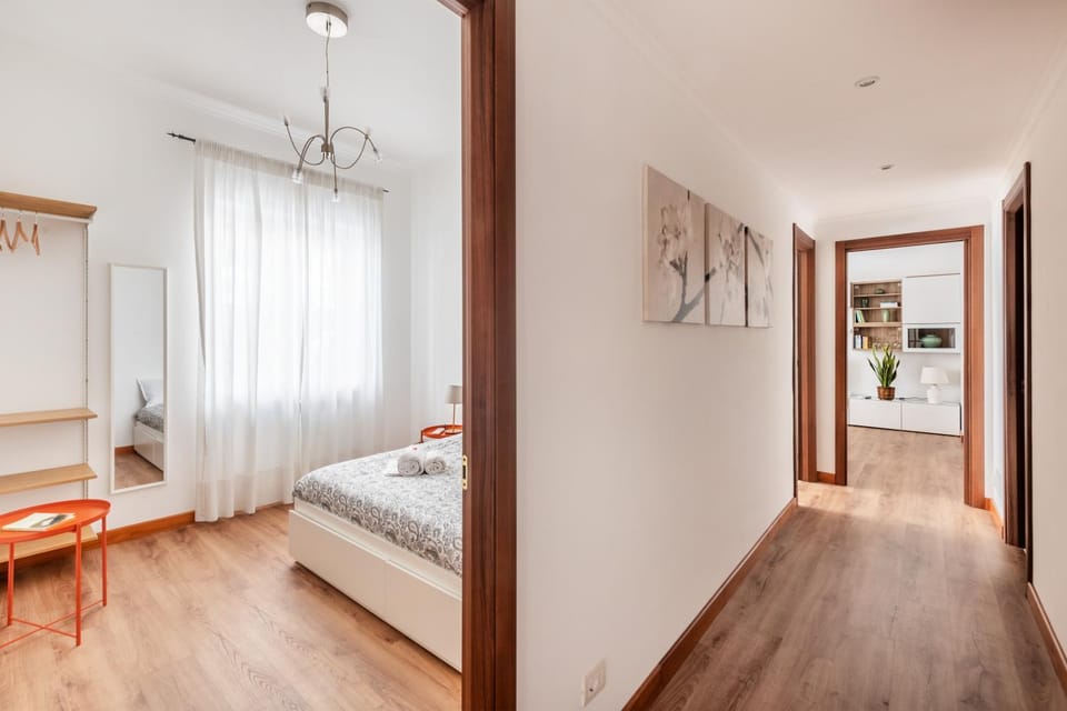 Bed, Photo of the whole room, Bedroom, wardrobe